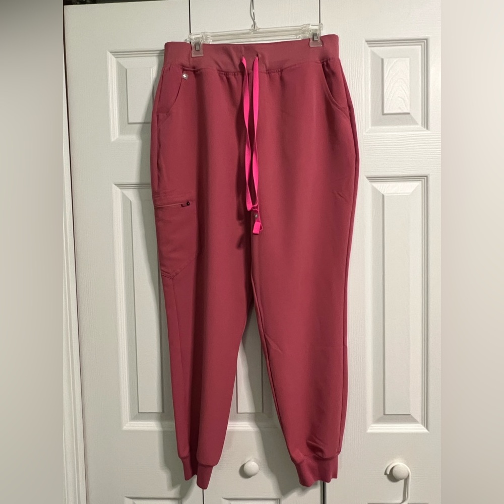 Figs Zamora Jogger scrub bottoms